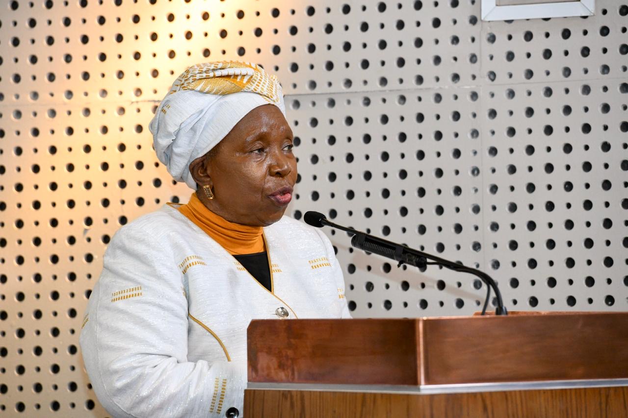 4788450E-D222-4EDE-82D1-C60C76E156D6